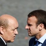 Emmanuel Macron etJean Yves Le Drian. D. R.